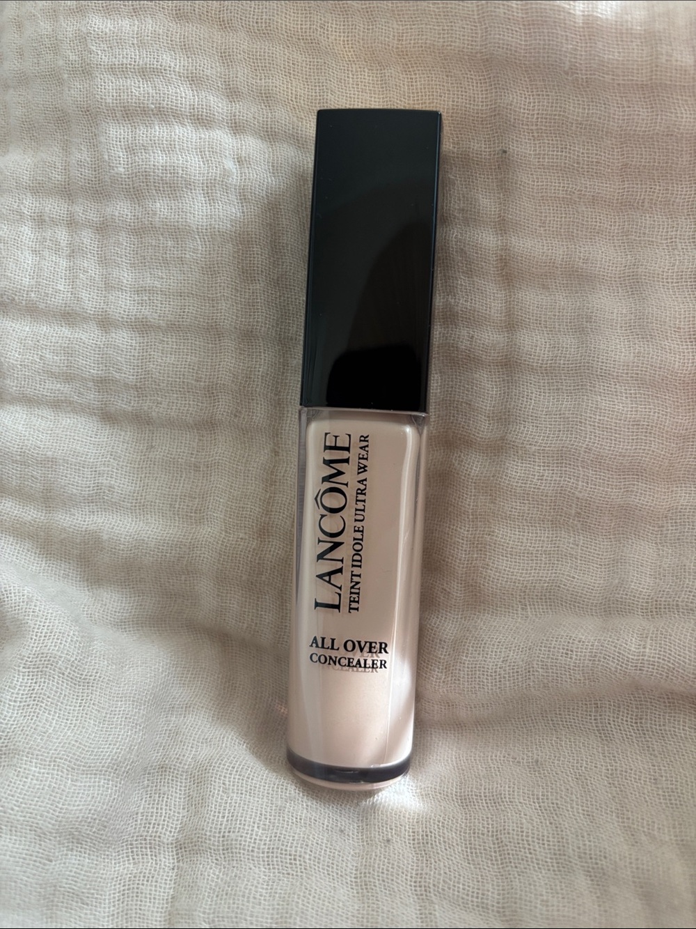 Lancôme All Over Concealer in Ivory Neutral